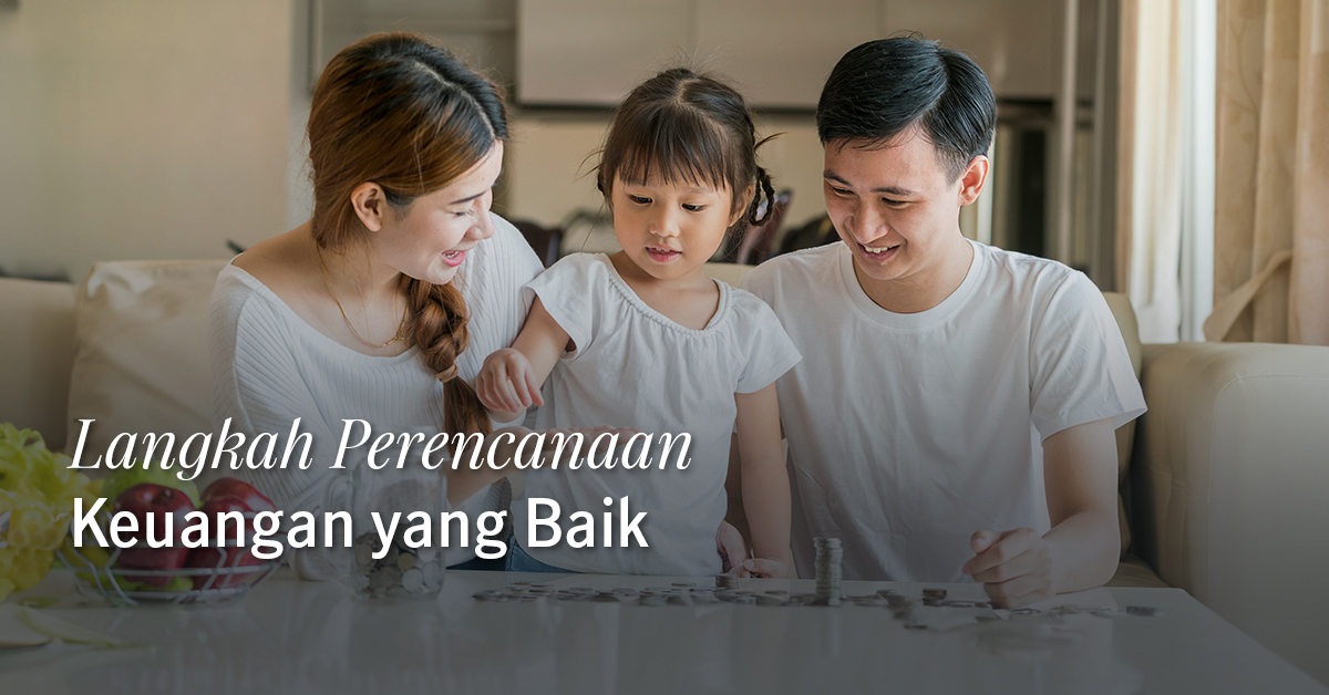 keluarga merancang keuangan dengan menabung