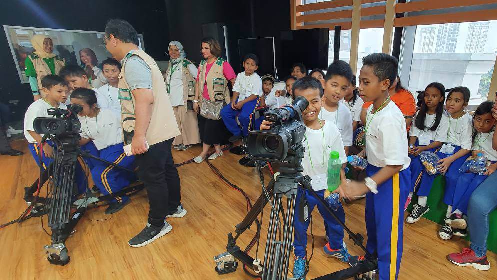 Zoning Visit SD Emaus ke Kantor Manulife
